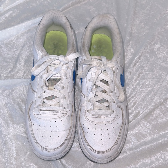 Nike Air sneakers - Picture 6 of 8